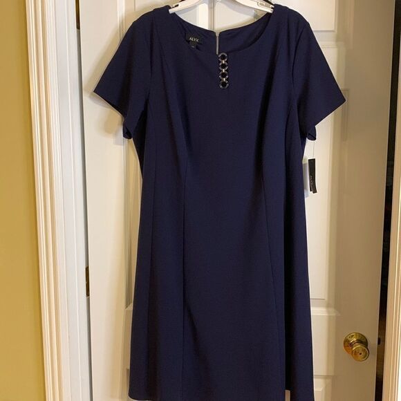 ALYX Size 20W navy blue Short sleeve dress with silver/navy detail.  NWT - Picture 1 of 12